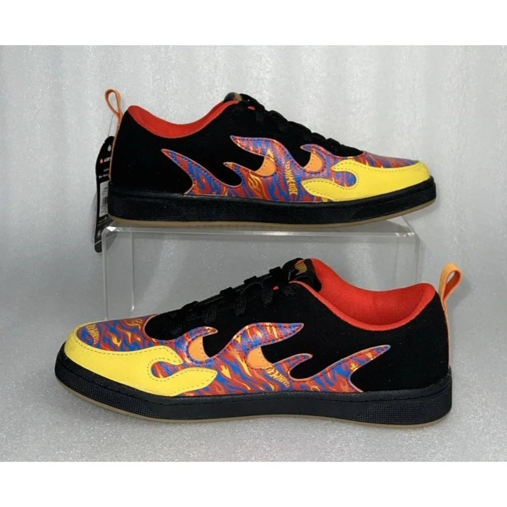Airwalk‎ x Hot Wheels Classic 2.0 Casual Skate OG Sneakers Big Boys Size 3 New